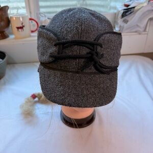 Wyoming Traders Adult Hat Cap 100% Virgin Wool Quilted Gray Trapper Ear Flaps